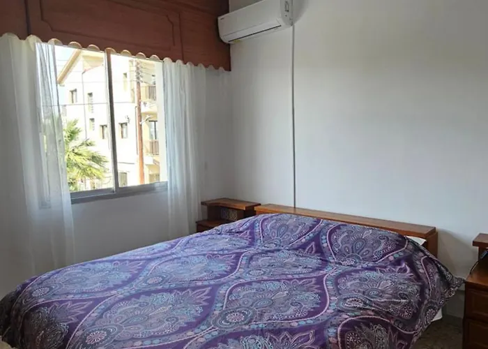 Family Nest In The Heart Of Feriehus Limassol