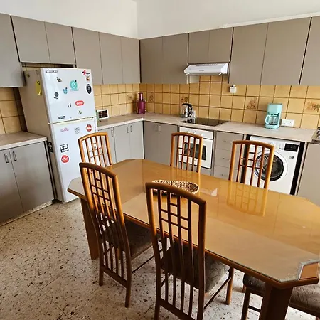 Family Nest In The Heart Of