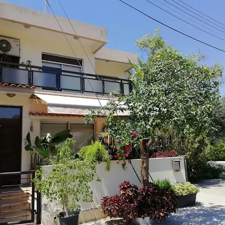 Casa vacanze Family Nest In The Heart Of Limisso